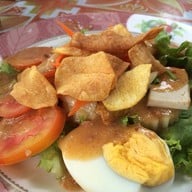 สลัดแขก