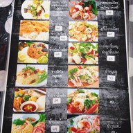 ก๋วยเตี๋ยวแม่ปู (บางขมิ้น) และ น่ากินแลนด์