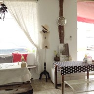 ก๋วยเตี๋ยวแม่ปู (บางขมิ้น) และ น่ากินแลนด์