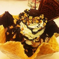 Swensen's Emporium