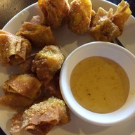 แซ่พุ้น