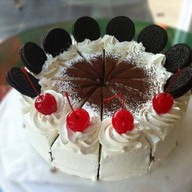 Bee's Café บ้านผึ้ง & Fika