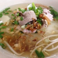 ก๋วยเตี๋ยวบ้านบึง ดวงโภชนา