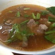 ส้มตำดุกดิก @สะพานลอยบ้านอำเภอ สัตหีบ