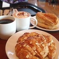 Starbucks ฮอลล์ 5 เมืองทองธานี