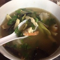 ข้าวผัดปู ข้าวผัดมันกุ้ง สุกี้น้ำ-แห้ง ข้าวต้มทะเล