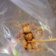 ลูกชิ้นปิ้ง