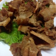 บ้านชายน้ำ