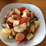 ส้มตำเจ๊จุก ตำแหลก