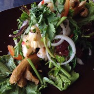 ชม้อยข้าวต้มโต้รุ่ง