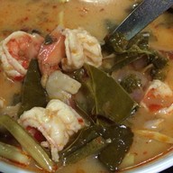 หนวด ข้าวต้มปลา-บะหมี่เกี๊ยว หมู่บ้านธนินทร