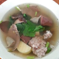 ข้าวเลือดหมูตราด ตะเคียนคู่ จันทบุรี 2