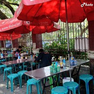 ก๋วยเตี๋ยวหมู เย็นตาโฟ รสเด็ด หลังสวนลุมฯ ถนนสารสิน
