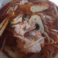 ก๋วยเตี๋ยวหมูบ้านบึง