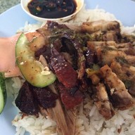 พ่งกี่ข้าวหน้าเป็ด