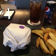 R Burger/Top Ten Cusine สนามบินสุวรรณภูมิ