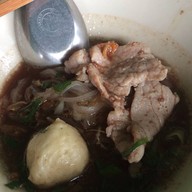 ก๋วยเตี๋ยวเรือกุสี