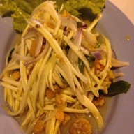 กินลมชมเลน