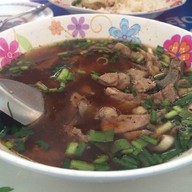 ร้านลาบสมพิศ สาขา 2 หัวทะเล