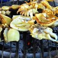 ปลาหมึกย่าง ข้าง ปั้ม ปตท.