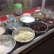 น้ำเต้าหู้ บัวลอยฮ่องกง - ถนนธานี