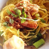 ก๋วยเตี๋ยวเรือหมูน้ำตก ลุง ป้า รามคำแหง 175