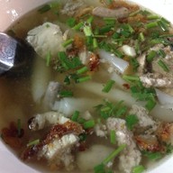 เกาเหลาเลือดหมู สุขุมวิท 38