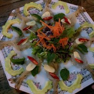 บ้านชายน้ำ