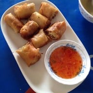 ก๋วยเตี๋ยวโรงสีแสงไทย( บ้านบึง )  บางวัว