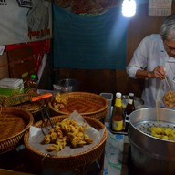 ขนมจีบทอด สงขลา ตลาดนัดสุวรรณภูมิ