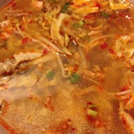 ร้านก๋วยเตี๋ยวไก่ลุงเลื่อน