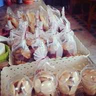 บ้านขนม Coffee & Bakery