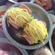 ร้านอร่อยติ่มซำเยื้องร้านเรือนชัยบุรี2 -