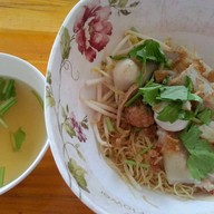 ก๋วยเตี๋ยวปลาเจ้าสัว