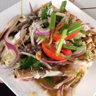 ส้มตำเจ๊จุก ตำแหลก