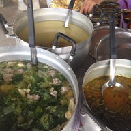 ข้าวแกงยายถิ้ง