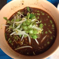 ก๋วยเตี๋ยวเรือนายช้าง