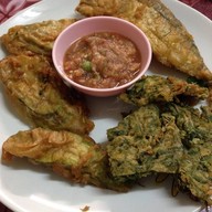 ณัฐการอาหารปักษ์ใต้ สันป่าข่อย