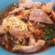 ก๋วยเตี๋ยวเเชมป์ บ้านเชียงแล 2