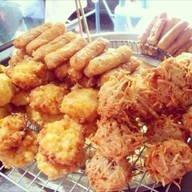 เต้าหู้ทอด ตลาดศรีย่าน