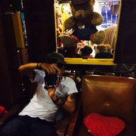 Retro Bear Cafe'