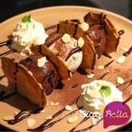 Ciao Bella : Gelato Caffè & Dolce สวนศรีเมือง