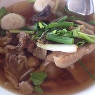ก๋วยเตี๋ยวเมืองแป๊ะ & มิสเตอร์ชาชัก