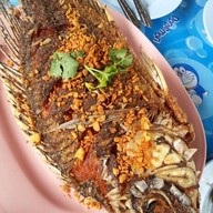 พรฑณารีสอร์ท