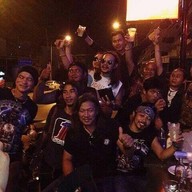 โรงเหล้าตะวันแดง by เปลือกไม้งาม สาขา สุพรรณบุรี