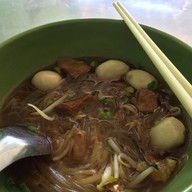 ก๋วยเตี๋ยวไฮโซ