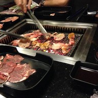 Elite Grill Bar เค วินเลจ