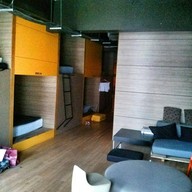 Pod Hostel-Cafe-Designshop