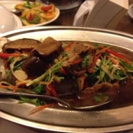 โกลเด้นดราก้อนรีสอร์ท