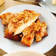 ส้มตำปูหมูยอป้าแขก